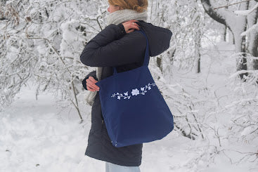 Evike Tote bag