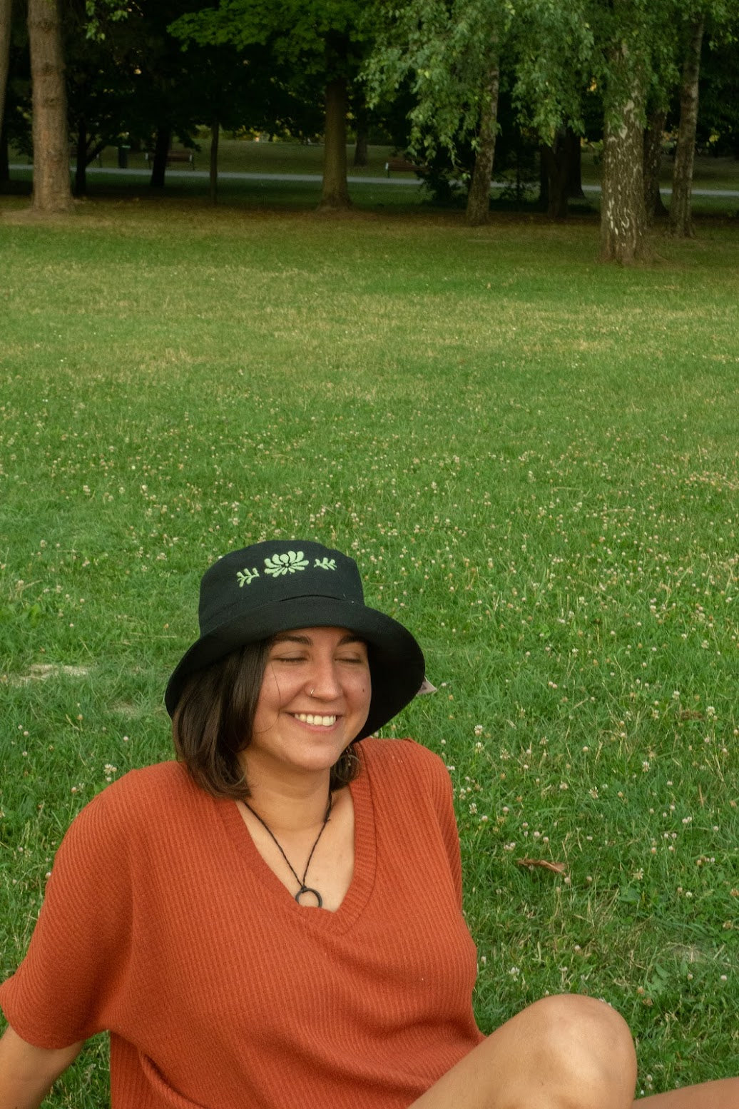 Ines Bucket Hat
