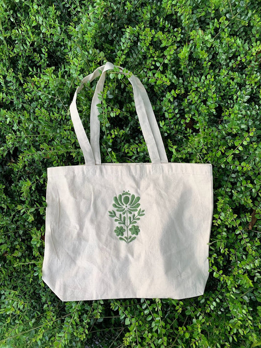 Zold Tote Bag