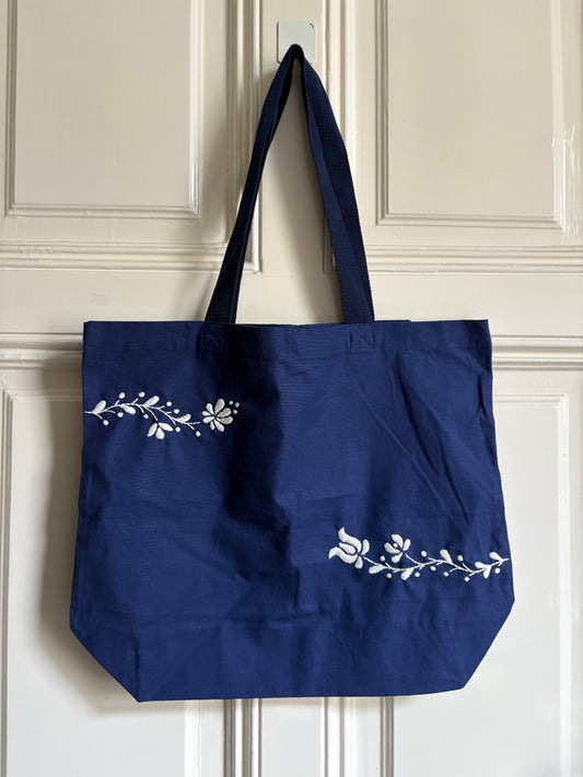 Evike Tote Bag