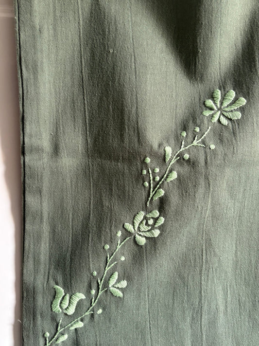 Verde Tote Bag