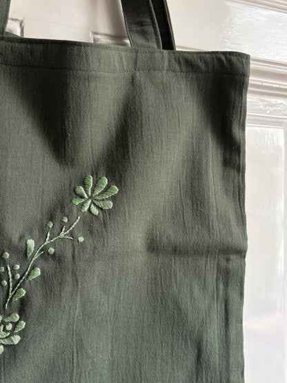 Verde Tote Bag