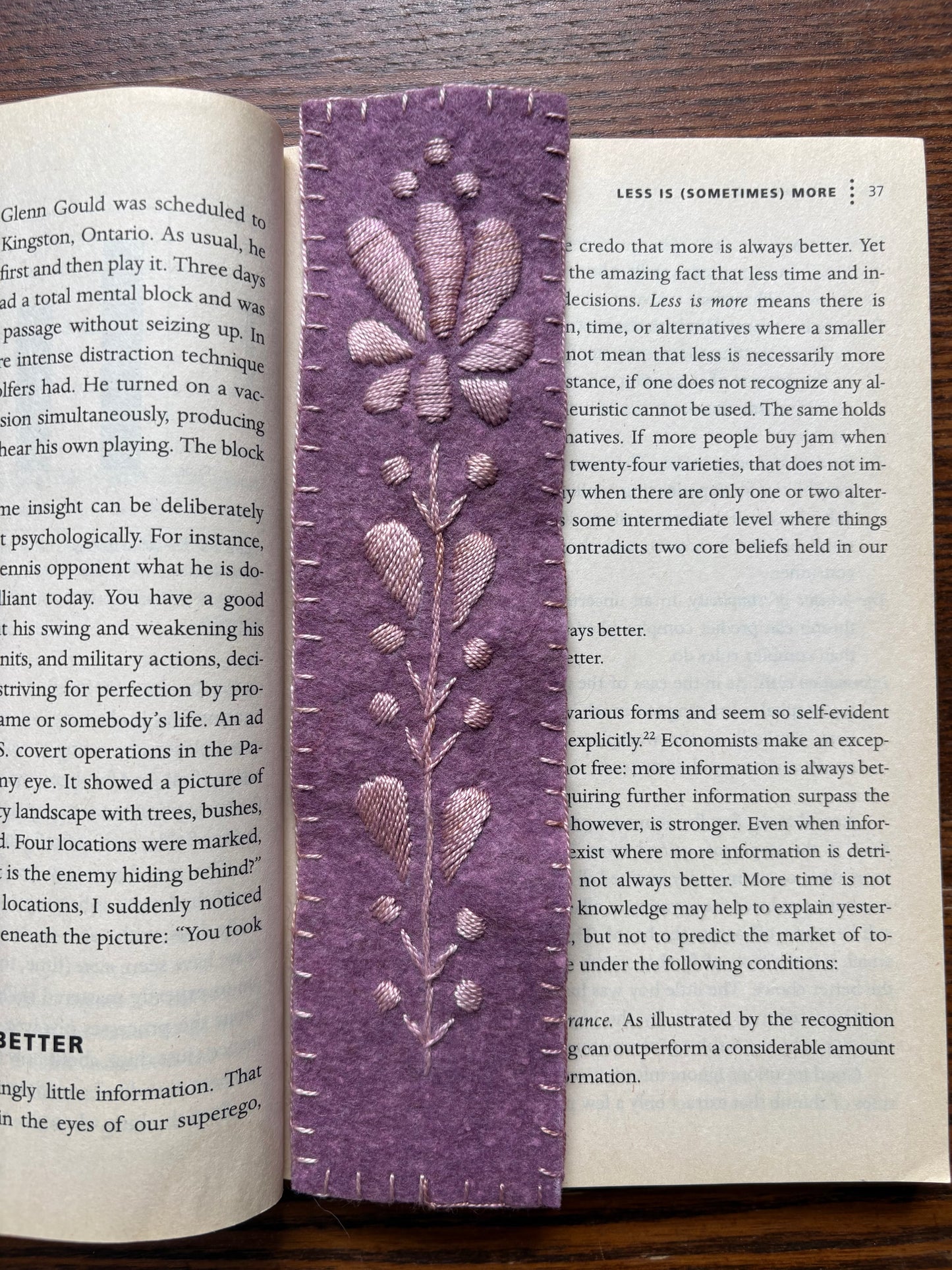 Lila Bookmark