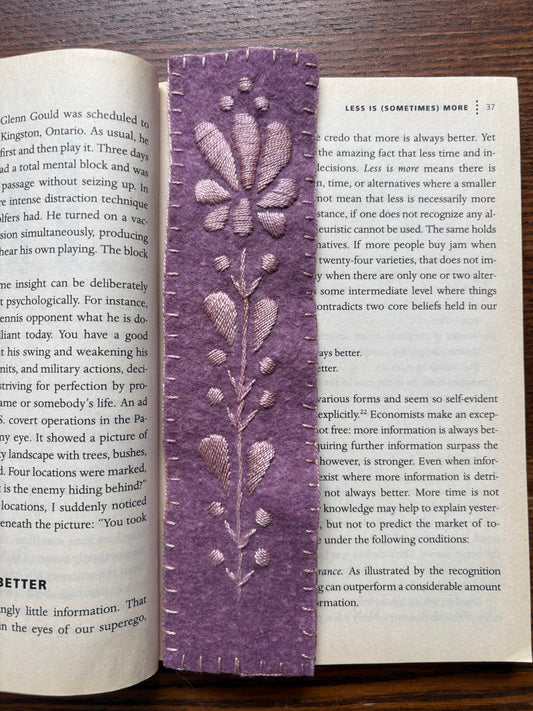 Lila Bookmark